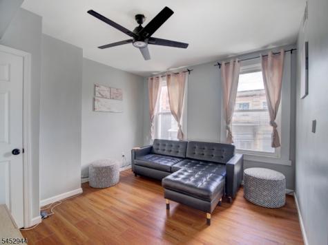 151 Culver Ave. Apt 2 Jersey City NJ 07305