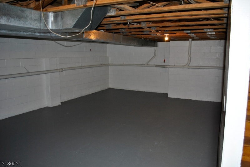 910 Reed Court Raritan NJ 08822