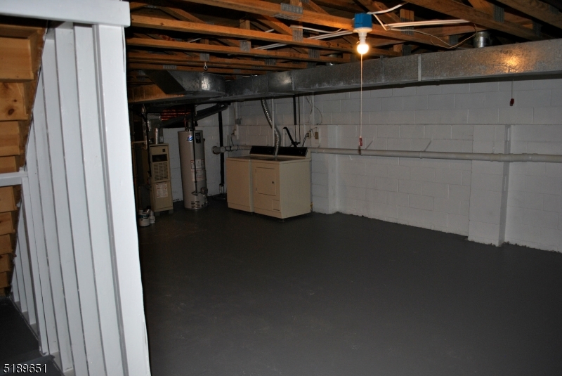910 Reed Court Raritan NJ 08822