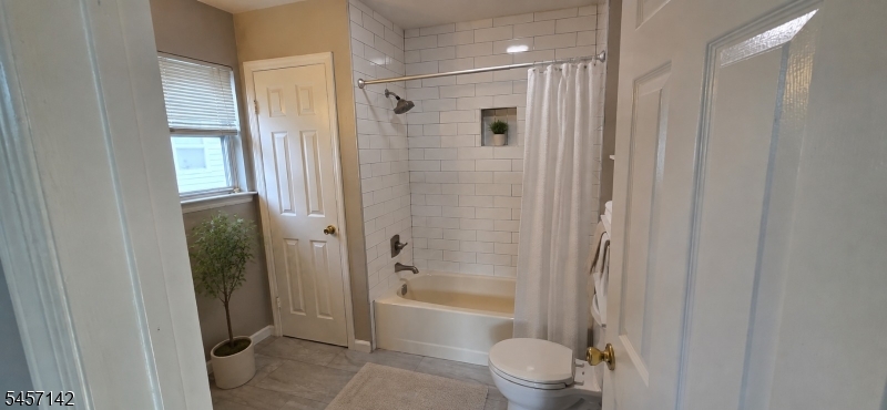 910 Reed Court Raritan NJ 08822