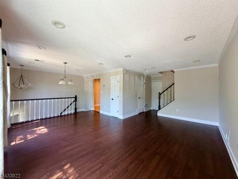 196 Sapphire Lane Franklin NJ 08823