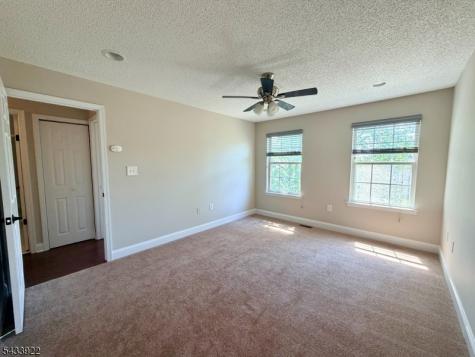 196 Sapphire Lane Franklin NJ 08823