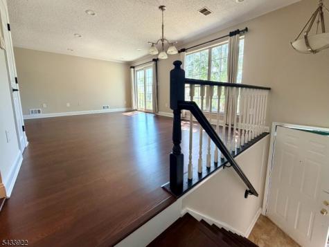 196 Sapphire Lane Franklin NJ 08823