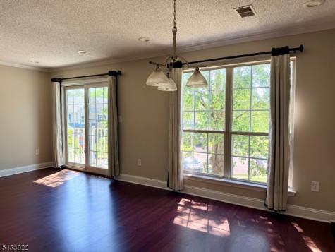 196 Sapphire Lane Franklin NJ 08823