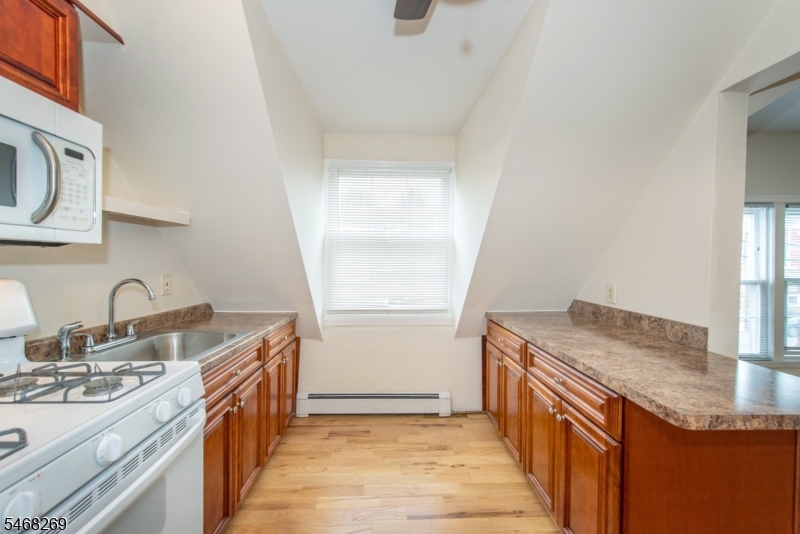 548 Franklin Avenue Nutley NJ 07110