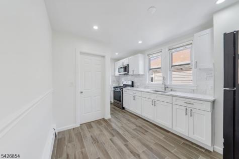 27 Monsignor Owens Place Nutley NJ 07110