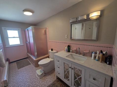 360 New York Avenue Lyndhurst NJ 07071