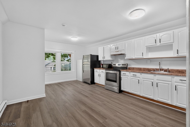 854 S 15th Street Newark NJ 07108