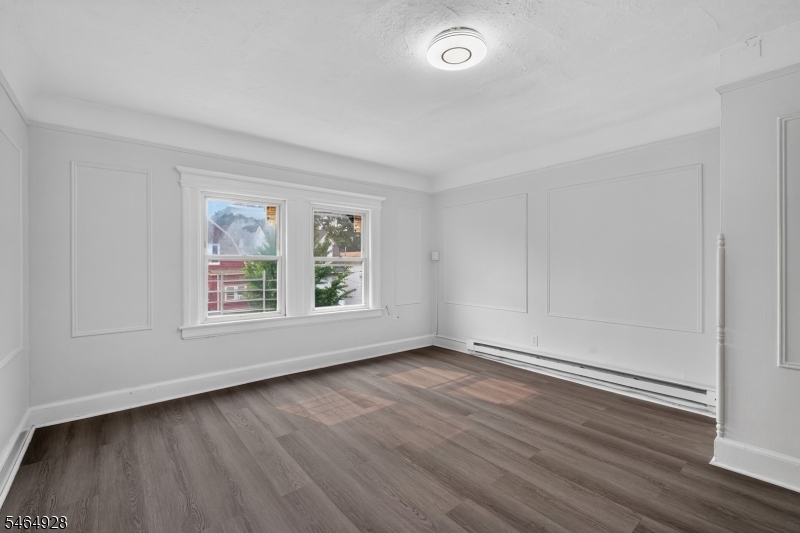 854 S 15th Street Newark NJ 07108