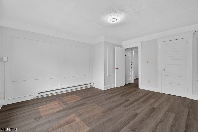854 S 15th Street Newark NJ 07108