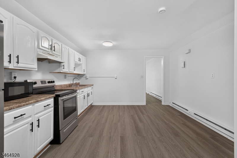 854 S 15th Street Newark NJ 07108