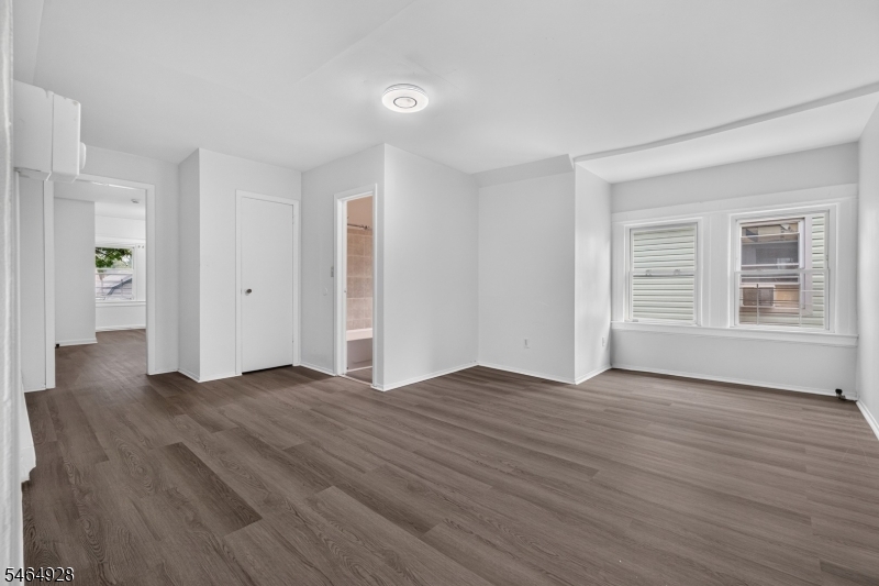 854 S 15th Street Newark NJ 07108