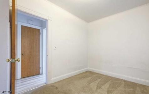 58 Westervelt Avenue Hawthorne NJ 07506
