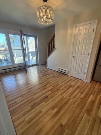 322 N Trenton Avenue Atlantic NJ 08401