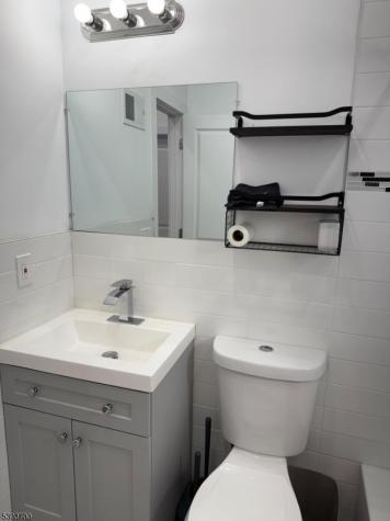 492 S 20th Street Newark NJ 07103