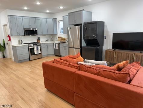 492 S 20th Street Newark NJ 07103