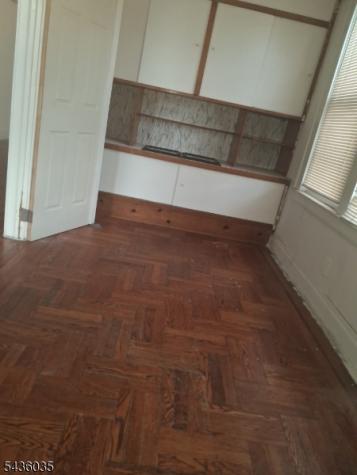 19 Bayview Avenue Newark NJ 07112
