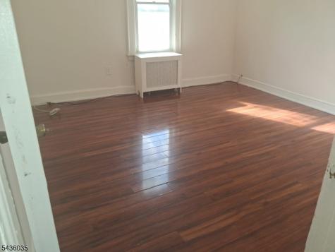19 Bayview Avenue Newark NJ 07112