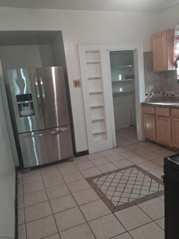 19 Bayview Avenue Newark NJ 07112
