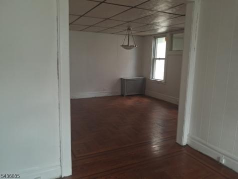 19 Bayview Avenue Newark NJ 07112