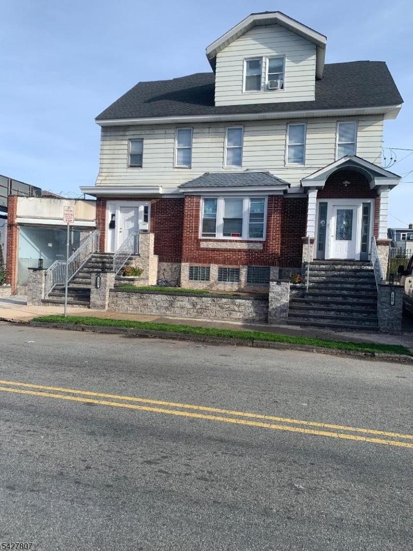 298 Clinton Place Newark NJ 07112