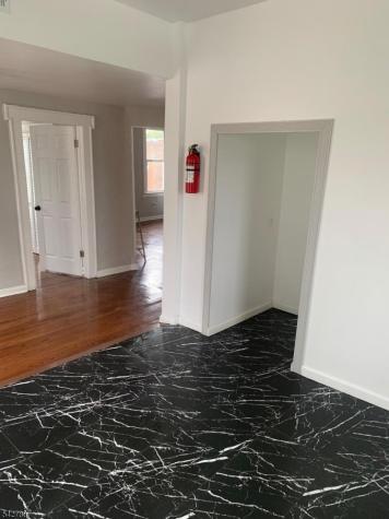 298 Clinton Place Newark NJ 07112