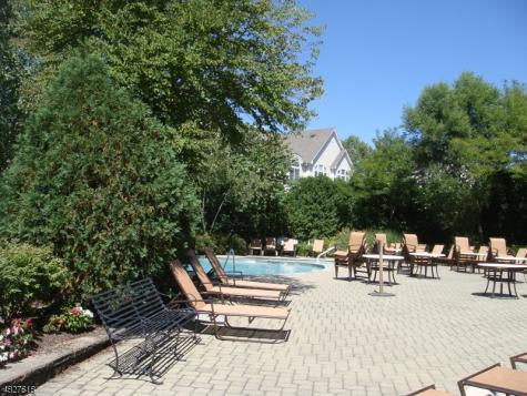 321 Edmonton Court Livingston NJ 07039