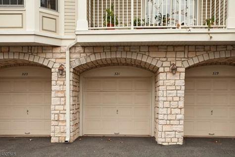 321 Edmonton Court Livingston NJ 07039