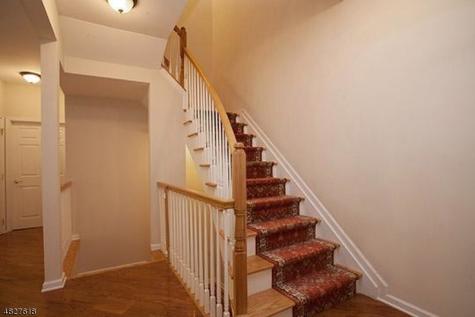 321 Edmonton Court Livingston NJ 07039