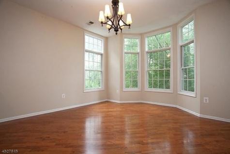 321 Edmonton Court Livingston NJ 07039
