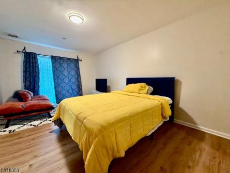 51 Smith Street Irvington NJ 07111