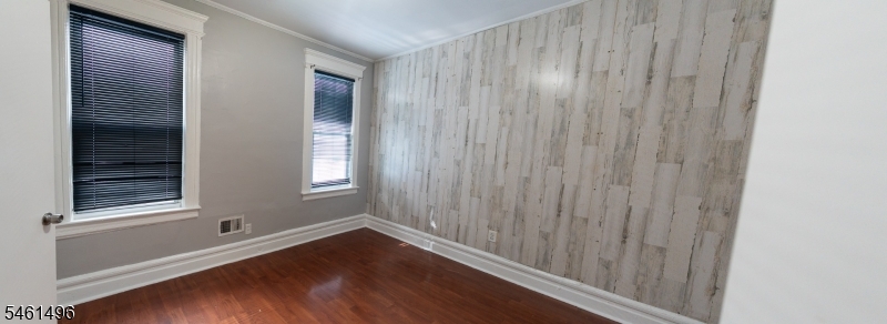 867 S 17th Street Newark NJ 07108