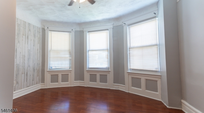 867 S 17th Street Newark NJ 07108