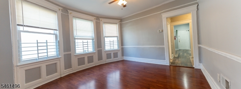 867 S 17th Street Newark NJ 07108