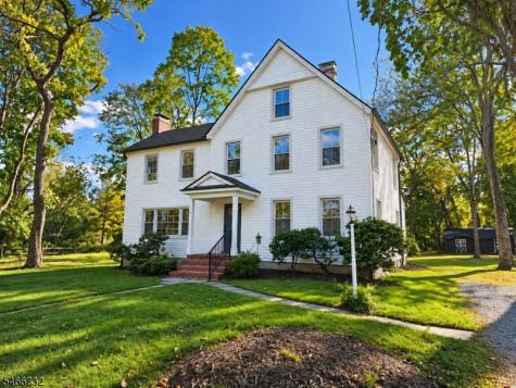 14 Village Road Harding NJ 07976