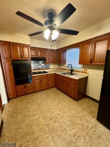 24 Grand Avenue Newark NJ 07106