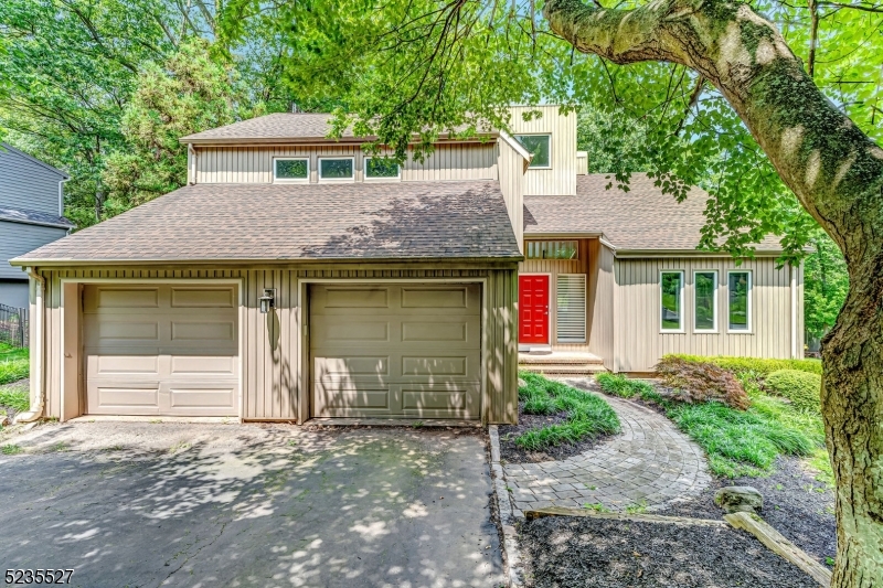 33 Highmount Avenue Warren NJ 07059
