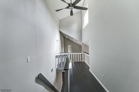 33 Highmount Avenue Warren NJ 07059