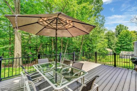 33 Highmount Avenue Warren NJ 07059