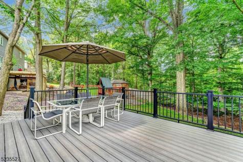 33 Highmount Avenue Warren NJ 07059