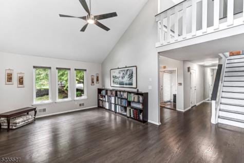 33 Highmount Avenue Warren NJ 07059