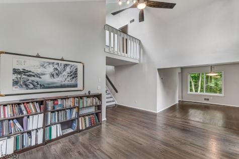 33 Highmount Avenue Warren NJ 07059