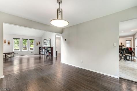33 Highmount Avenue Warren NJ 07059