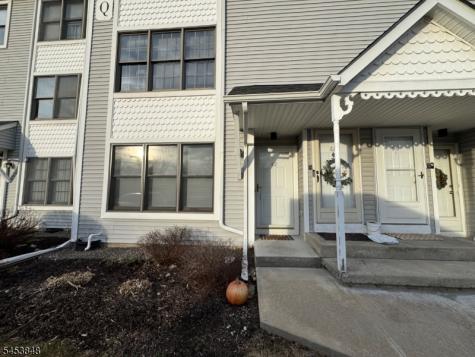 42 Burlington Court Hamburg NJ 07419