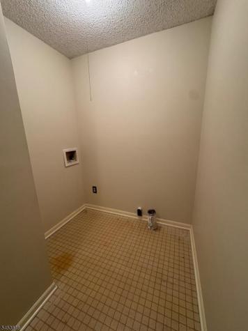 42 Burlington Court Hamburg NJ 07419