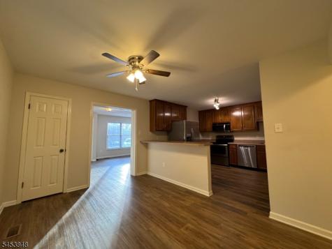 42 Burlington Court Hamburg NJ 07419