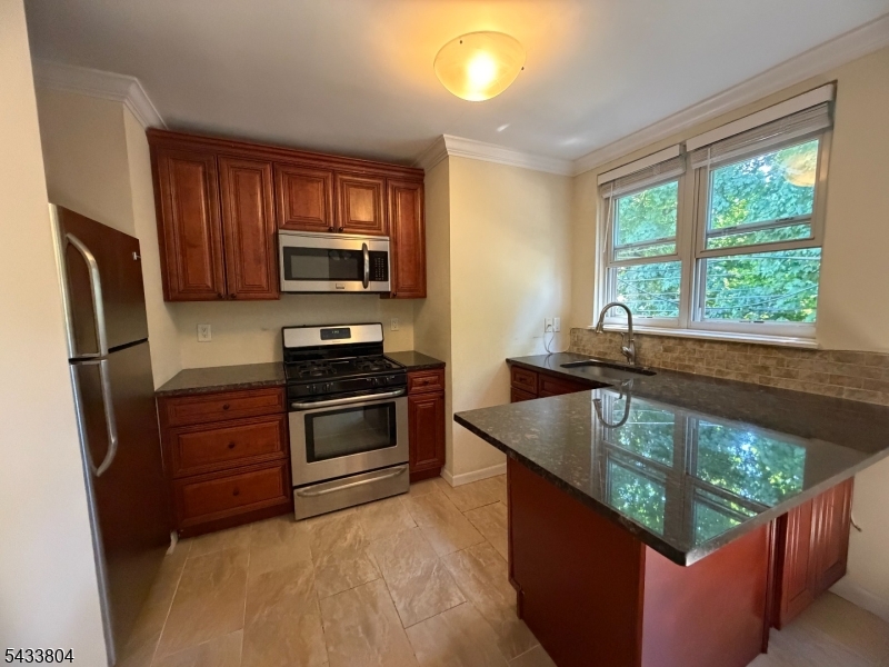 160 Gordonhurst Avenue Montclair NJ 07043