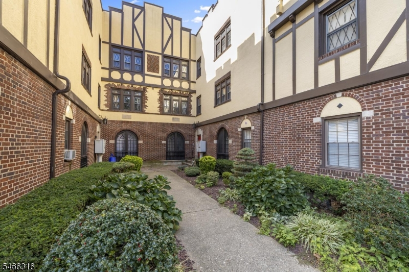 20 Garber Square Ridgewood Village NJ 07450