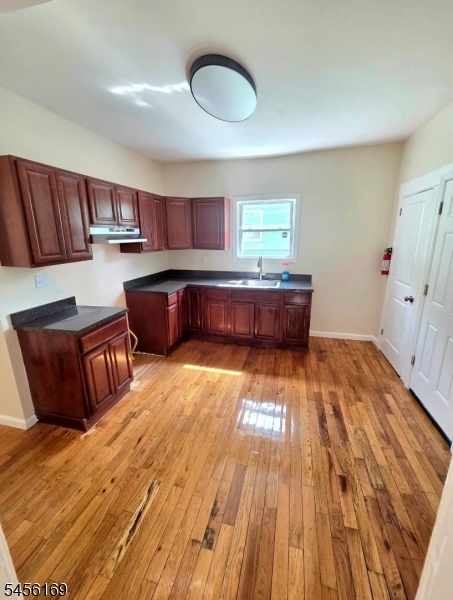 1035 Hunterdon Street Newark NJ 07112