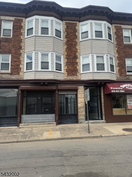 163 N Park Street East Orange NJ 07017